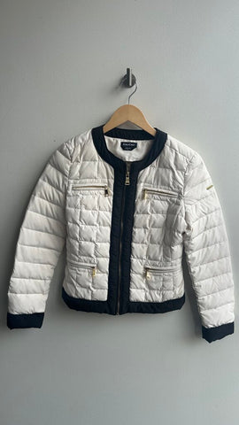 Pre-Owned Bebe Cream with Black Trim Quilted Jacket - Size Small