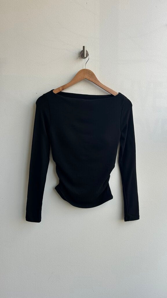 Pre-Owned OGL Black Boat Neck Rouched Brami Long Sleeve Top (NWT) - Size Small