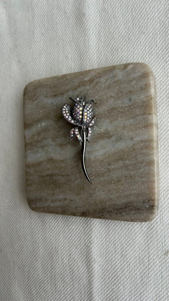 Pre-Owned Fifth Avenue Silver Gem Studed Rose Brooch