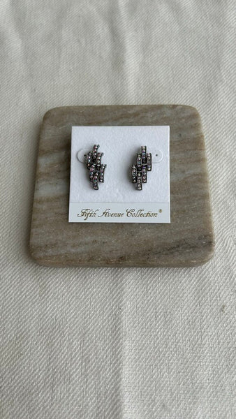 Pre-Owned Fifth Avenue Collection Gunmetal Grey Half Circle Grouped Gems Earrings/Necklace Set