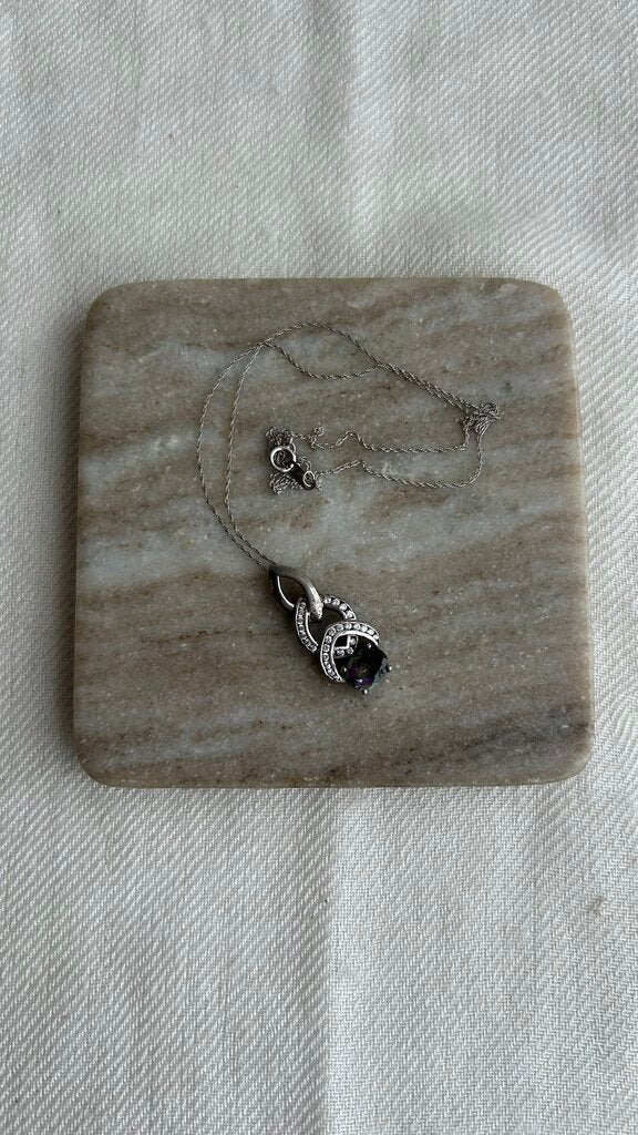 Pre-Owned Silver Dangle Chain with Purple Irridescent Gem Necklace