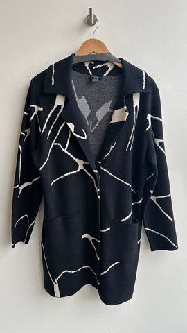 Pre-Owned Alison Sheri Black with White Print Snap Button Coatigan- Size Large