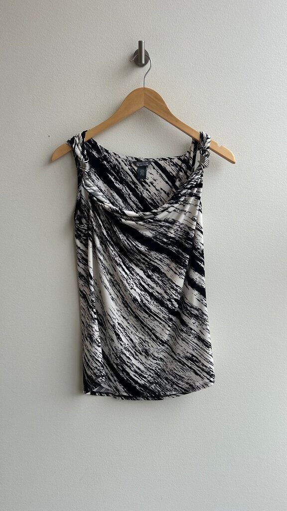 Pre-Owned Kenneth Cole Reaction White Marbled Black Silver Rings Straps Tank Top- Size Medium