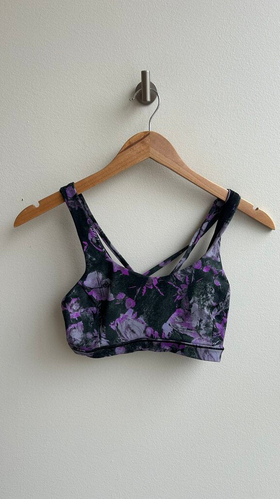 Pre-Owned Lululemon Charcoal with Purple Print Strappy Back Sports Bra - Size 4