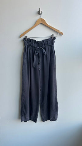 Pre-OWned Wishlist Grey Paper Bag Belted Waist Wide Leg Pant- Size Small