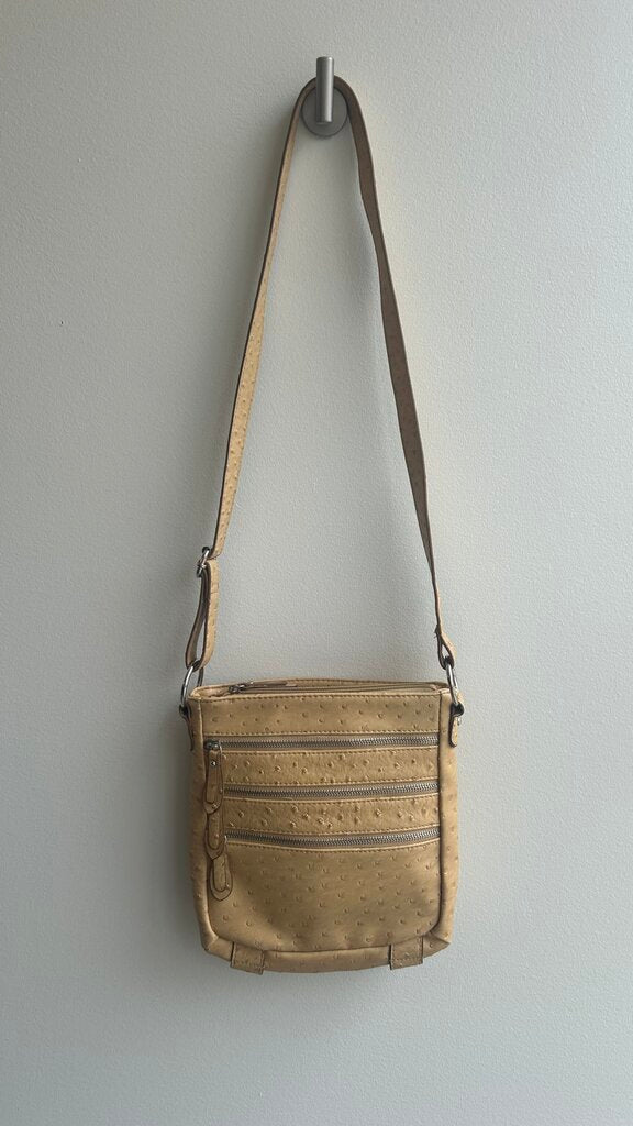 Pre-Owned Bueno Tan Textured Dot Multi Compartment Crossbody