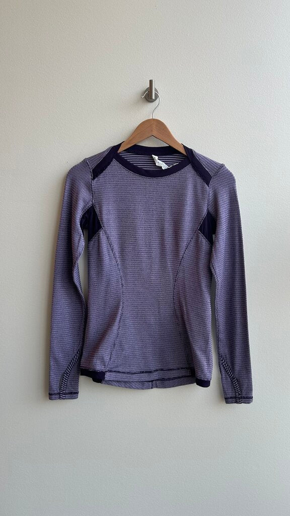 Pre-Owned Lululemon Purple Heathered Thumb Hole Long Sleeve Thick Top- Size 6