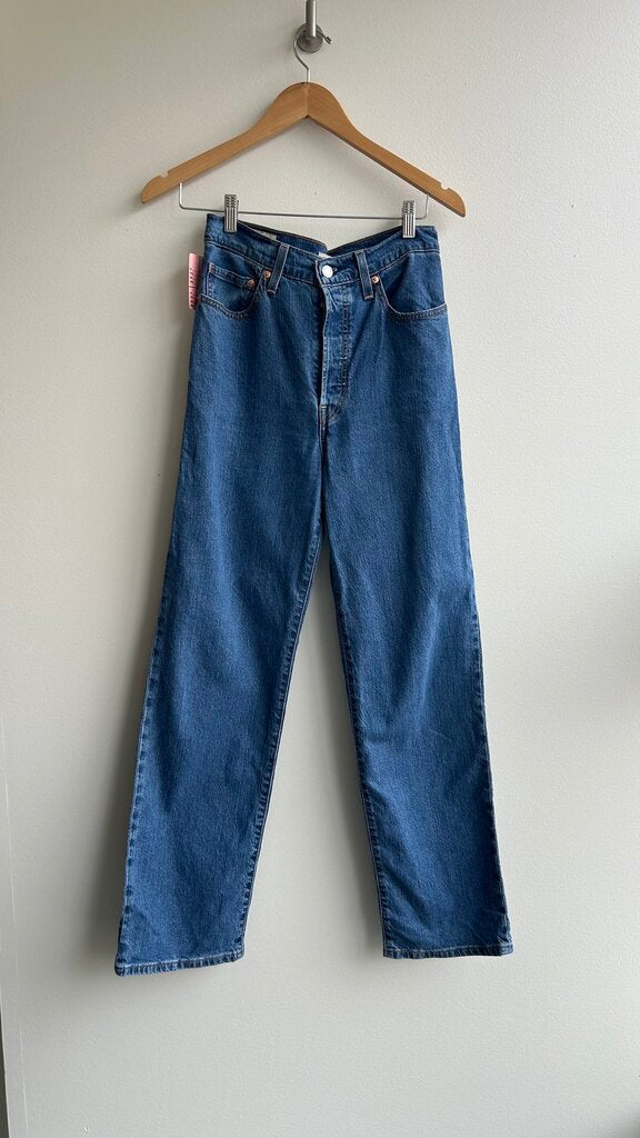 Pre-Owned Levi's Medium Wash Ribcage Straight Ankle Jeans - Size 27