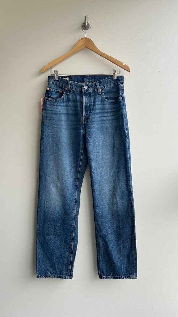 Pre-Owned Levi's Medium Wash 501 90's Straight Leg Button Fly Jeans - Size 27