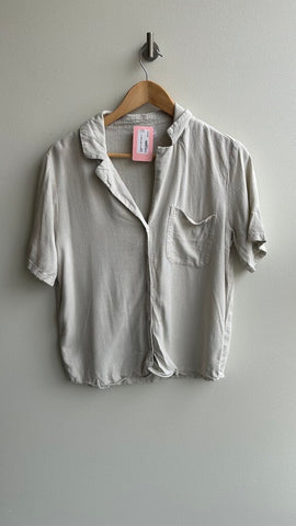 Pre-Owned Divided H&M Greige Short Sleeve Linen Button Up Top- Size X-Small