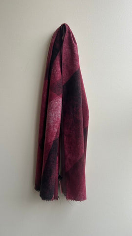 Pre-Owned Tom & Eva Red Printed Blanket Scarf