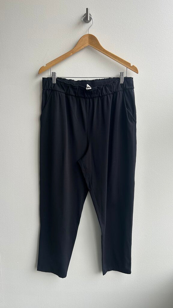 Pre-Owned Lululemon Black Paper Bag Waist Stretch Pants- Size 12