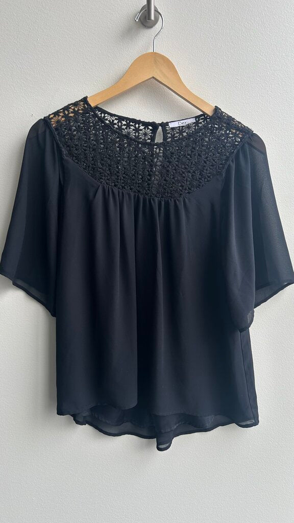 Pre-Owned Dex Black Sheer Lace Neck Ruffle Sleeve Blouse- Size Small (Estimated)