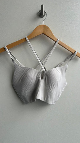 Pre-Owned Lululemon White Double Cross Straps Sports Bra- Size 8