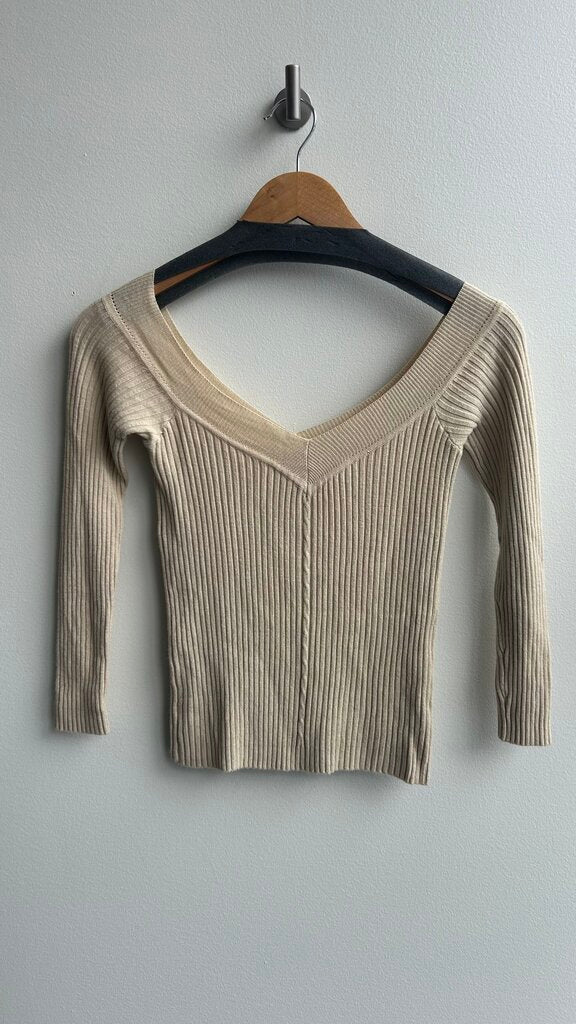 Pre-Owned Spicy Sugar Beige Ribbed Deep V-Neck Long Sleeve Top- Size Small