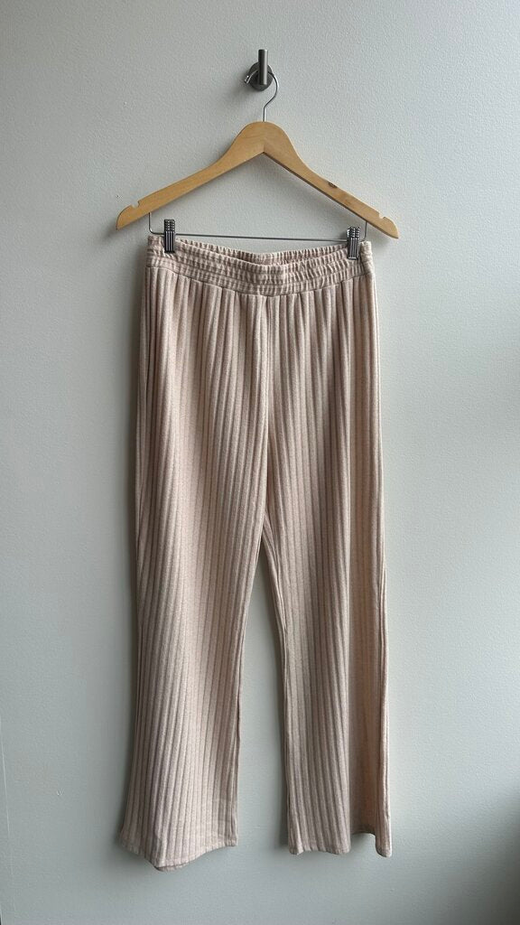 Pre-Owned Rylee + Cru Beige Ribbed Stretch Waist Pants- Size Medium
