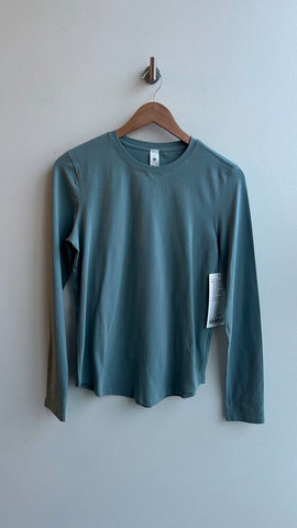 Pre-Owned Lululemon Green Love Long Sleeve Tee (NWT)- Size 4
