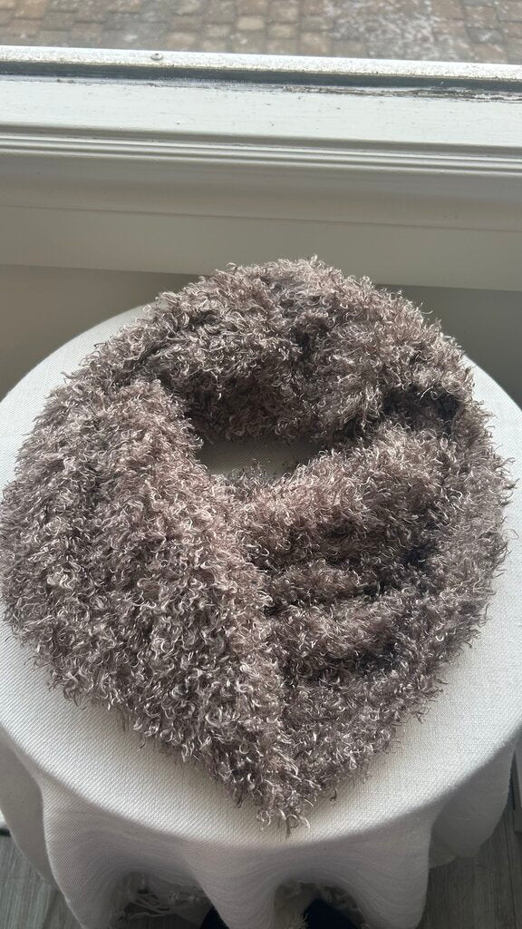 Pre-Owned Tan Fuzzy Infinity Scarf