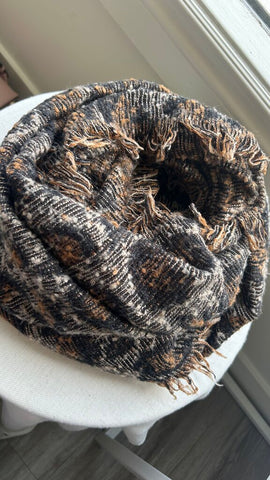 Pre-Owned Brown Leopard Print Fringe Trim Infinity Scarf