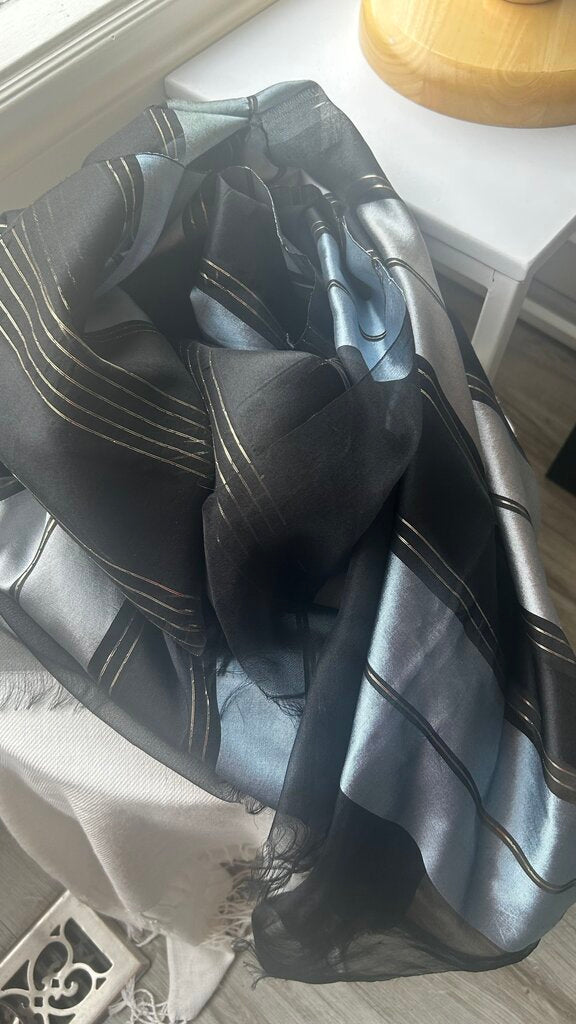 Pre-Owned Salterio Black/Blue Silk Scaff