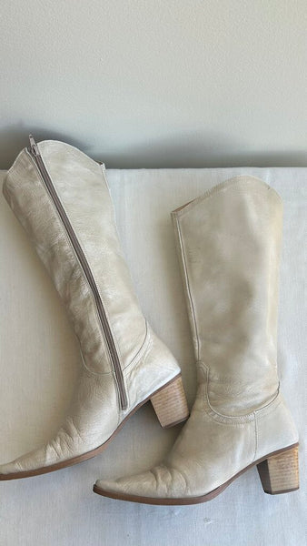 Pre-Owned Taft Cream Western Calf Length Leather Boots - Size 38