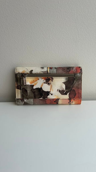 Pre-Owned Guess Cream Floral Fold Open Wallet