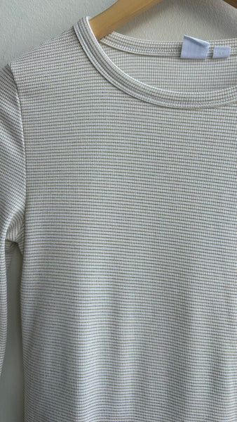 Pre-Owned Gap White/Gold Striped Long Sleeve Tee- Size X-Small