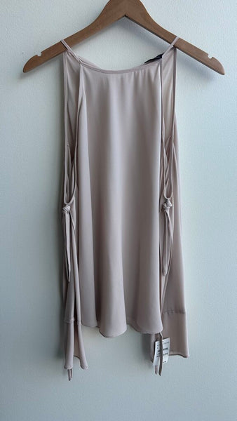 Pre-Owned Trouve Nude High Neck Cold Shoulder/Peekaboo Long Sleeves Blouse (NWT)- Size Medium