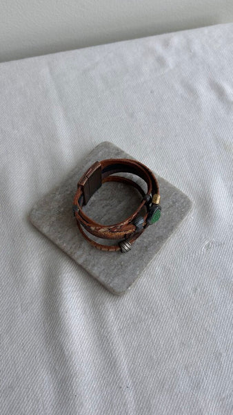 Pre-Owned Tan/Brown Straps Bronzed Magnetic Clasp Cuff Bracelet