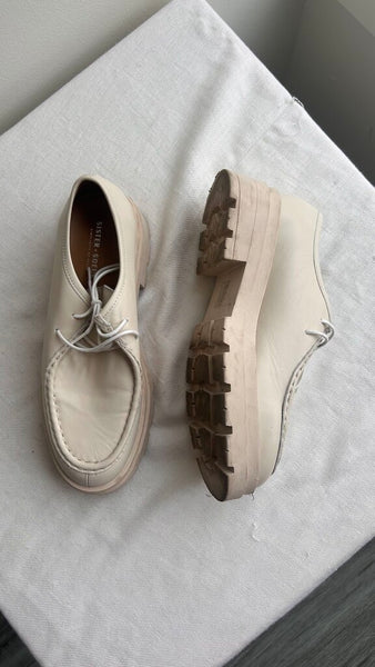 Pre-Owned Sister X Soeur Beige Chunky Lace Up Loafer- Size 40