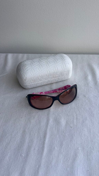 Pre-Owned Oakley Black with Pink Detail Sunglasses