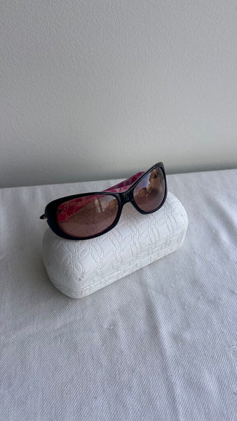 Pre-Owned Oakley Black with Pink Detail Sunglasses