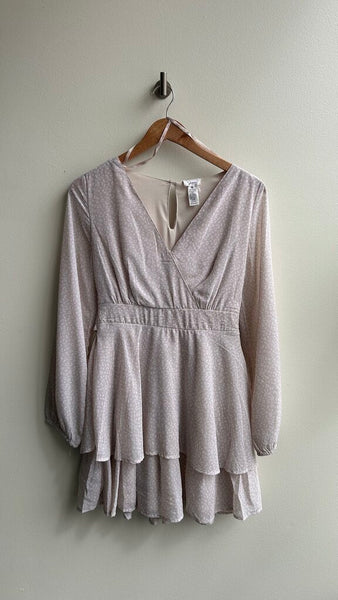 Pre-Owned Japna Beige Leopard Print Long Sleeve V-Neck Tiered Mini Dress- Size Medium