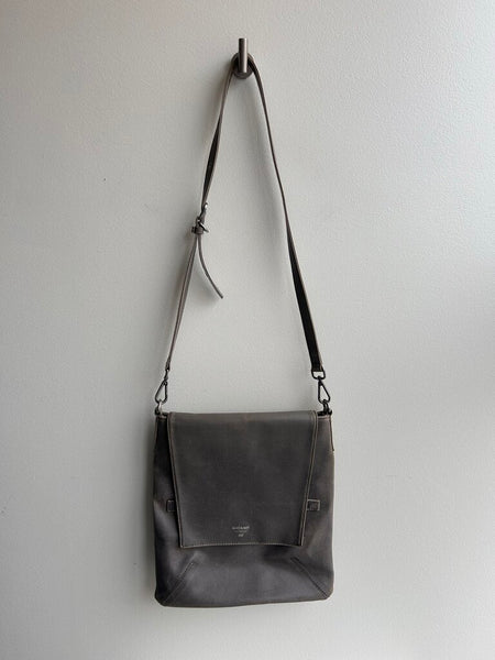 Pre-Owned Matt & Nat Grey Foldover Magnetic Flap Crossbody