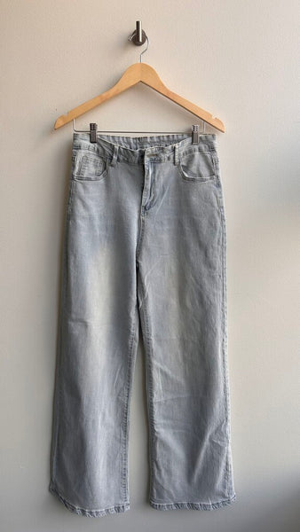 Pre-Owned Light Wash High Rise Wide Leg Baggy Jeans- Size X-Large