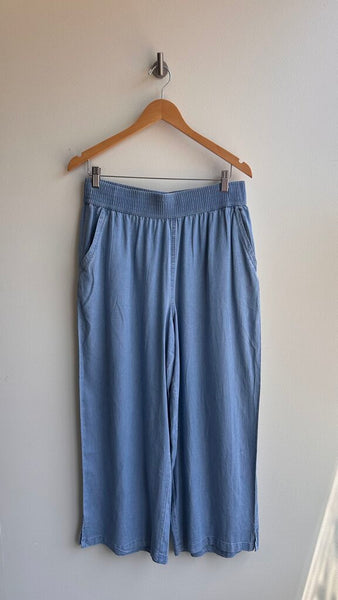 Pre-Owned DKNY Jeans Light Chambray Stretch Waist Wide Leg Pants (NWT)- Size X-Large