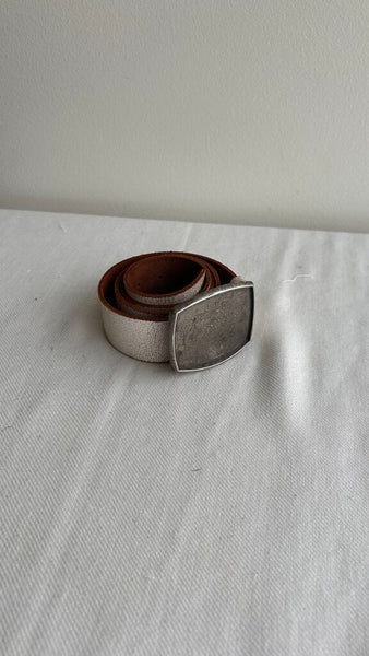 Pre-Owned Aldo White Leather Large Buckle Belt - Size Medium