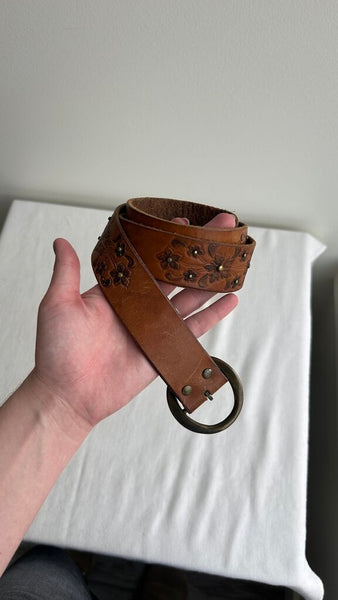 Pre-Owned Brown Floral Studded/Detailed Leather Belt - Size Medium (Estimated)