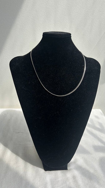 Pre-Owned Silver 925 Interweaved Chain