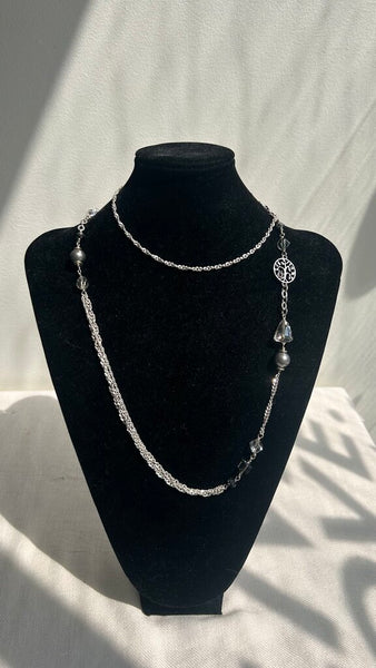 Pre-Owned Hillberg & Berk Silver Long Chain Necklace with Clear/Pewter Beading