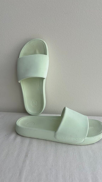 Pre-Owned Lululemon Soft Yellow Slip On Sandal- Size 7