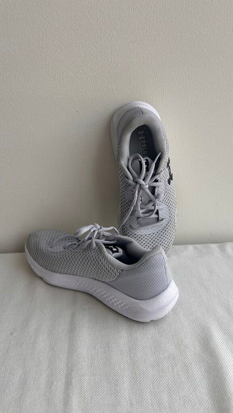 Pre-Owned Under Armour Grey Lace Up Mesh Runners- Size 6.5