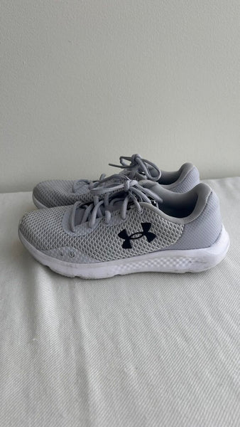 Pre-Owned Under Armour Grey Lace Up Mesh Runners- Size 6.5