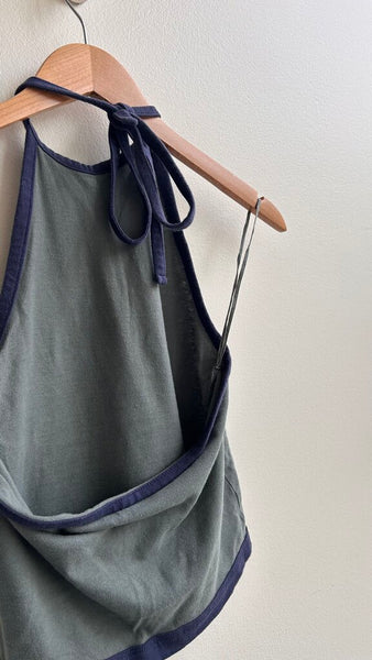 Pre-Owned American Eagle Green with Blue Trim Cropped Halter Tank- Size X-Small