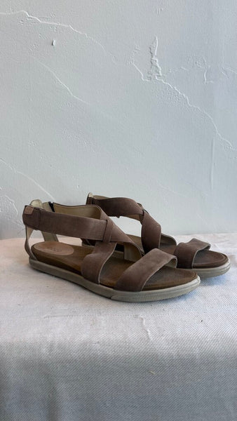 Pre-Owned Ecco Tan Double Strap Velcro Strap Sandals- Size 39