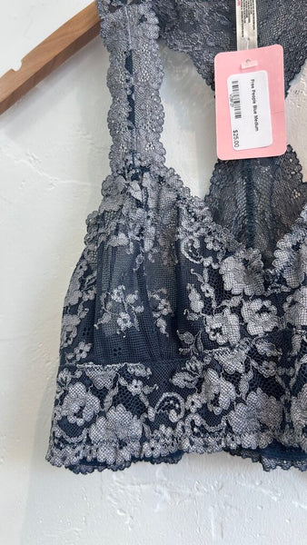 Pre-Owned Free People Navy/Blue Lace Bralette - Size Medium