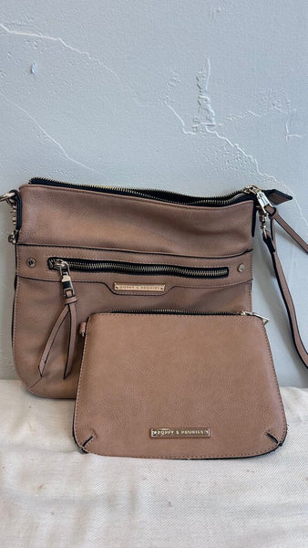 Pre-Owned Poppy & Peonies Blush Satchel Crossbody Bag w/ Matching Wallet Insert