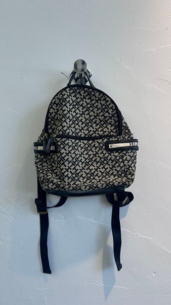 Pre-Owned Tommy Hilfiger Beige/Black "TH" Print Backpack