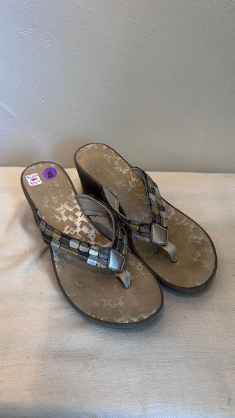 Clarks Brown w/Gold/Silver/Beige Details Foam Heeled Sandals - Size 8