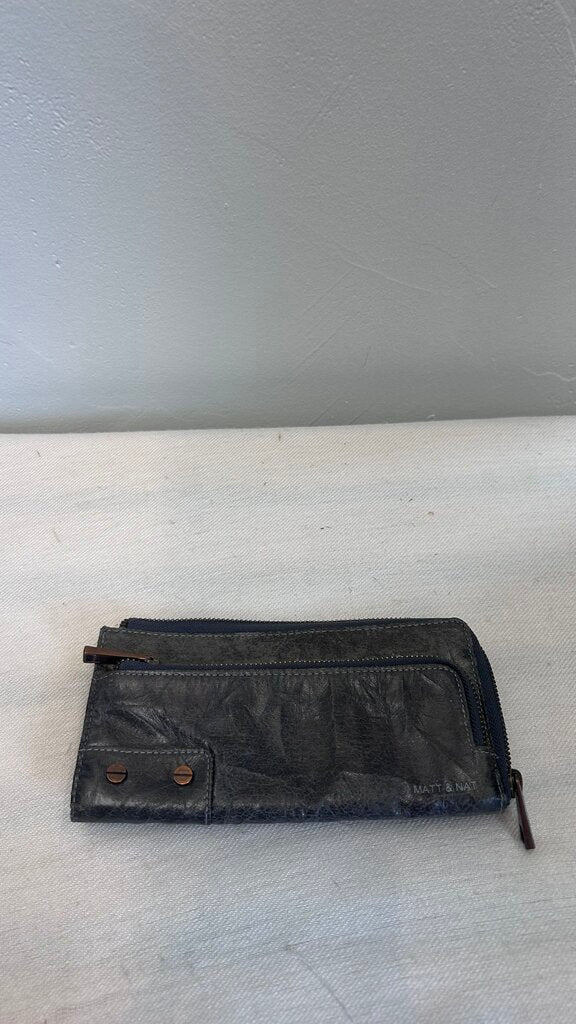 Consignment Matt & Nat – Cranberry Collective Boutique